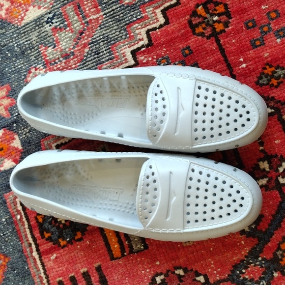 Stylish Gray Loafers for Women - Picture 1 of 10